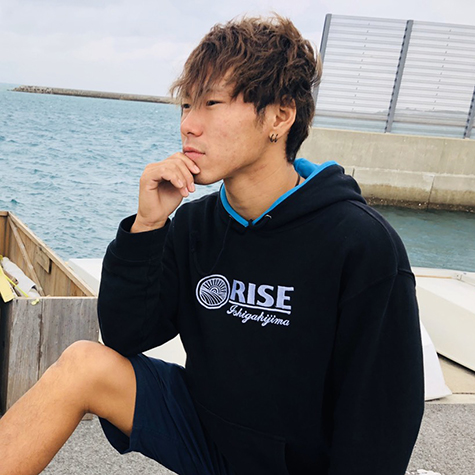 山川拓馬