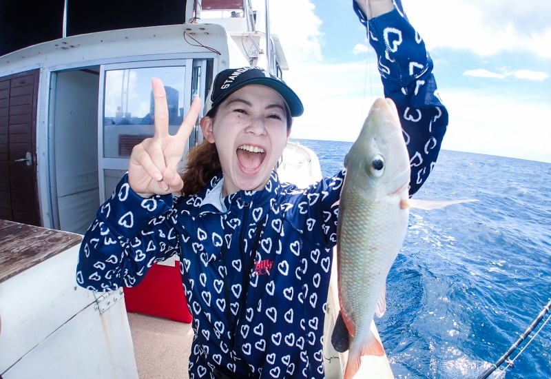 石垣島-船釣り-青い海